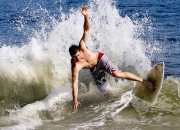 开云棋牌-极速与热血，F1巴林揭幕战与NBA尼克斯老鹰鏖战的双重奏