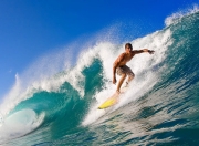 开云棋牌游戏-冰岛奇迹再现！法比尼奥成关键先生助球队力克加纳