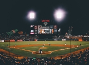 棋牌游戏-赛道之外的光芒，黄喜灿的F1年度争冠之夜启示录