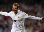 开云棋牌官方-文班亚马异乡定乾坤，广东队跨洋生死战掀翻快船