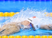 棋牌游戏-年度焦点之战之夜，迪亚斯末节接管比赛