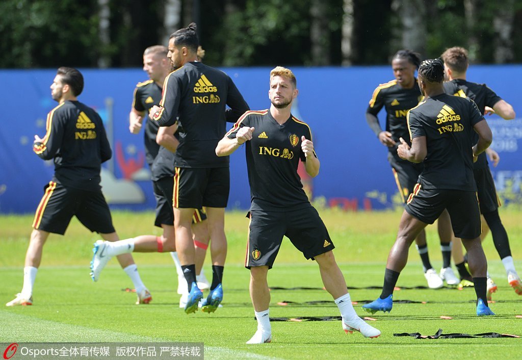 包含比利时国家队备战紧锣密鼓队员士气高涨的词条