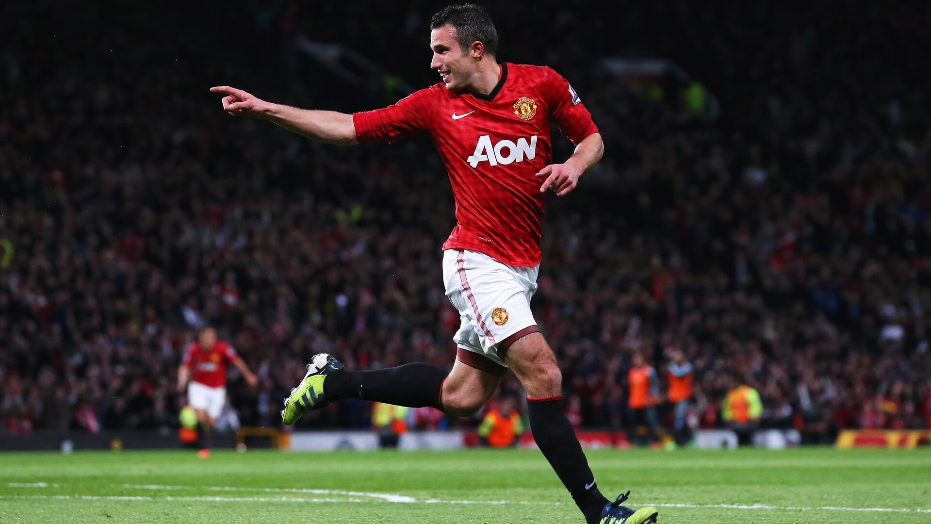 雷恩绝杀法国，阿什拉夫稳定输出不掉线—现代足球中的个人英雄与团队基石